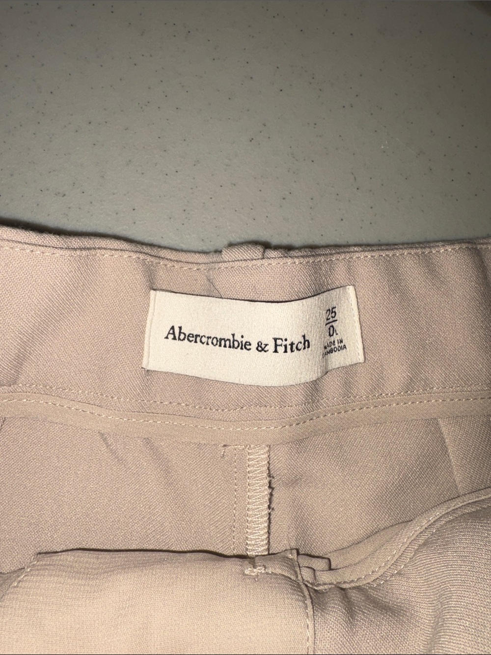 Abercrombie & Fitch Woman’s 0 Long Khaki Wide Leg Trousers - Picture 2 of 5